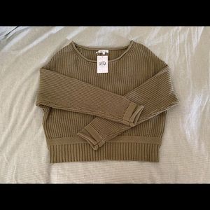 Miracle USA Pull Over Green Sweater - Med/Large